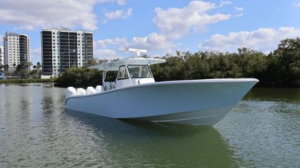 39' Yellowfin 2025