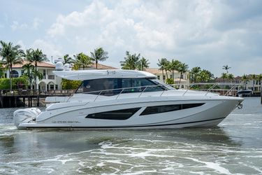 42' Regal 2022