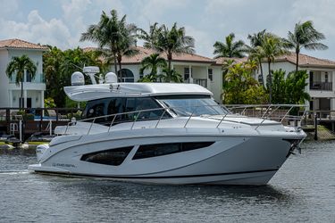 42' Regal 2022