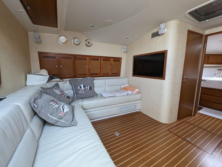 Reel Lax Yacht Photos Pics Cabo 45 Express dinette