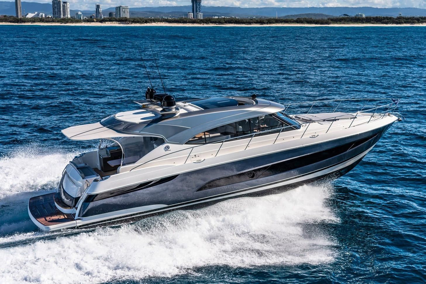 2021 Riviera 5400 Sport Yacht Motor Yacht for sale - YachtWorld