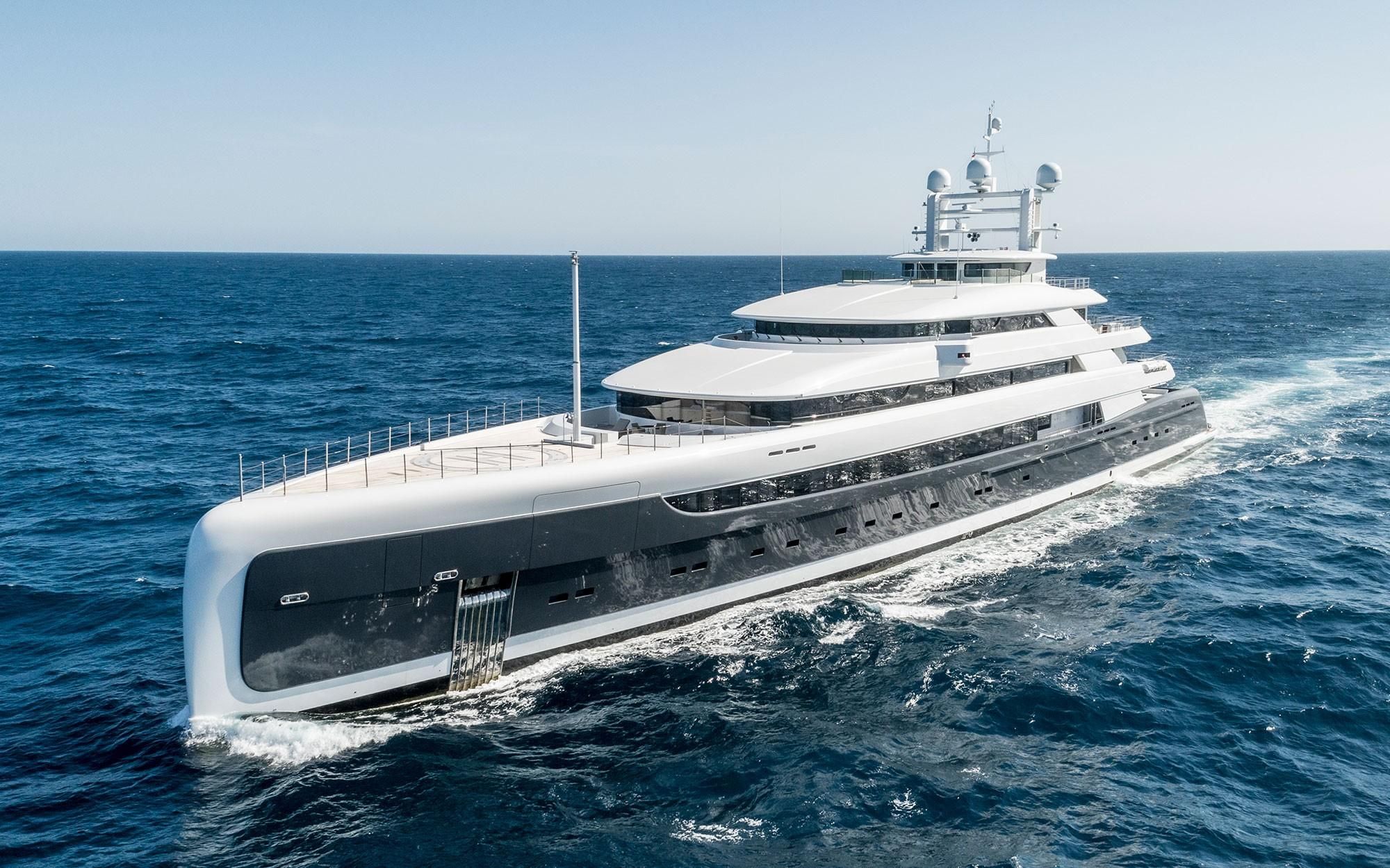 yacht 4 million euro