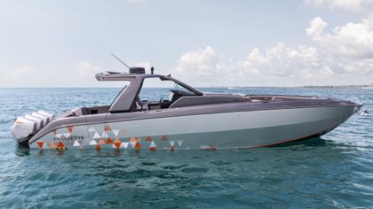 42' Cigarette 2025