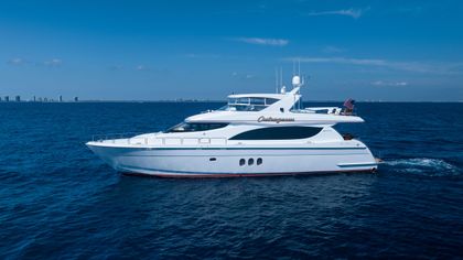 80' Hatteras 2005