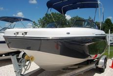 Bayliner DX2200