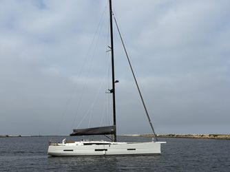56' Dufour 2018