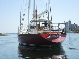 43' Hinckley 1985