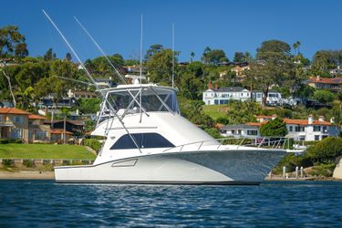 40' Cabo 2011 Yacht For Sale