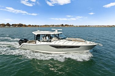 36' Boston Whaler 2025