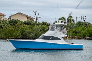 46' Viking 2021