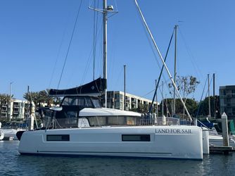 39' Lagoon 2019
