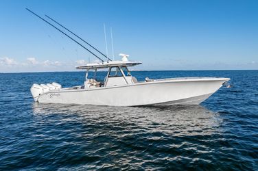 39' Yellowfin 2024