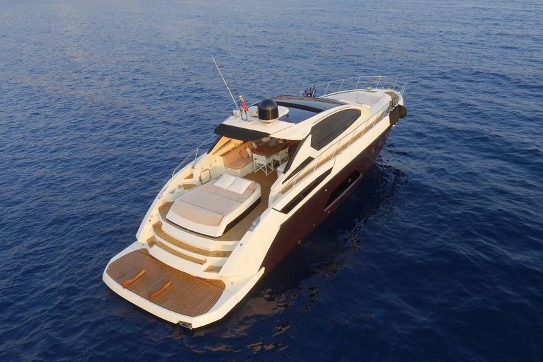 2004 Atlantis 47 Express Cruiser for sale - YachtWorld
