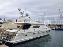 Ferretti Yachts 72