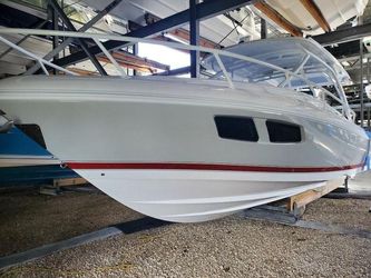 32' Intrepid 2022