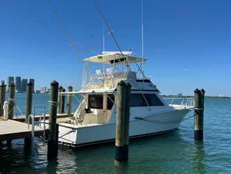 43' Viking 1990