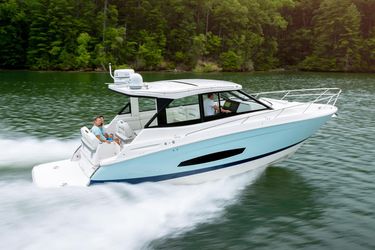 37' Regal 2022