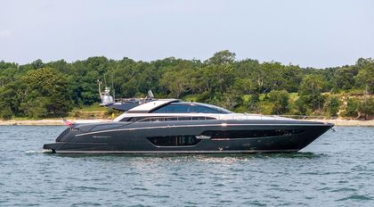 88' Riva 2016 Yacht For Sale