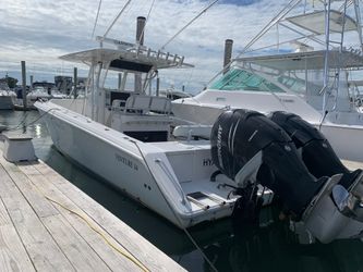 34' Venture 2004 Yacht For Sale