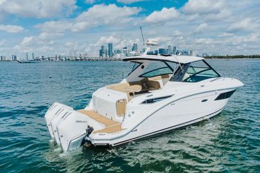 32' Sea Ray 2019