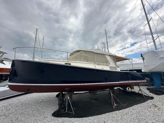 35' True North 2009