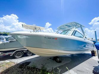 24' Boston Whaler 2021