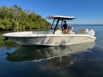 28' Boston Whaler 2023