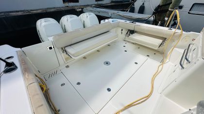36' Boston Whaler 2018