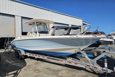 28' Boston Whaler 2023