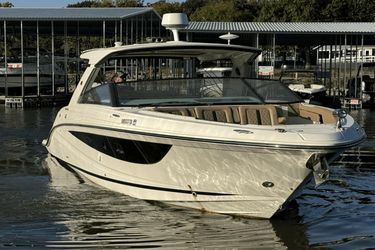 39' Sea Ray 2019