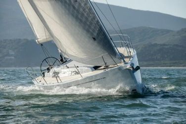 X-Yachts Pure X-4.3