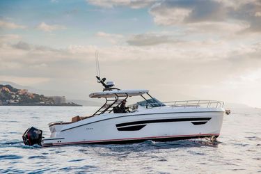 37' Oryx 2024