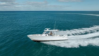32' Pursuit 2022