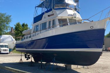 42' Grand Banks 1983