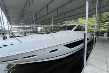 50' Sea Ray 2015