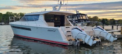 42' Arrowcat 2022
