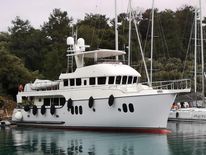 Custom Trawler Yacht