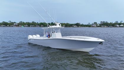 36' Yellowfin 2017