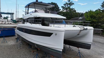 44' Fountaine Pajot 2018