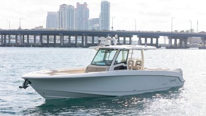38' Boston Whaler 2020