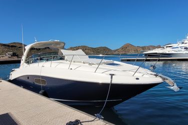 37' Sea Ray 2011