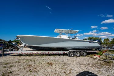 38' Seahunter 2015