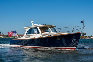 40' Hinckley 2025