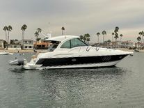 Cruisers Yachts 430 Sport Coupe