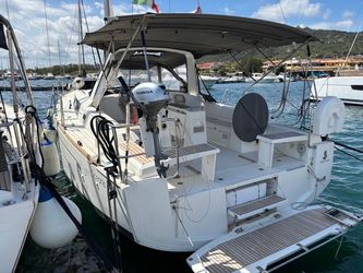 38' Beneteau 2017