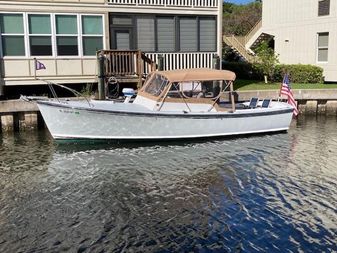 Dyer 29 Bass Boat