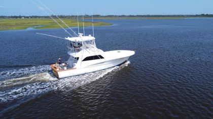 48' Custom Carolina 2005