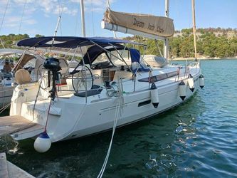 51' Jeanneau 2017 Yacht For Sale