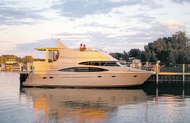 47' Carver 2002 Yacht For Sale
