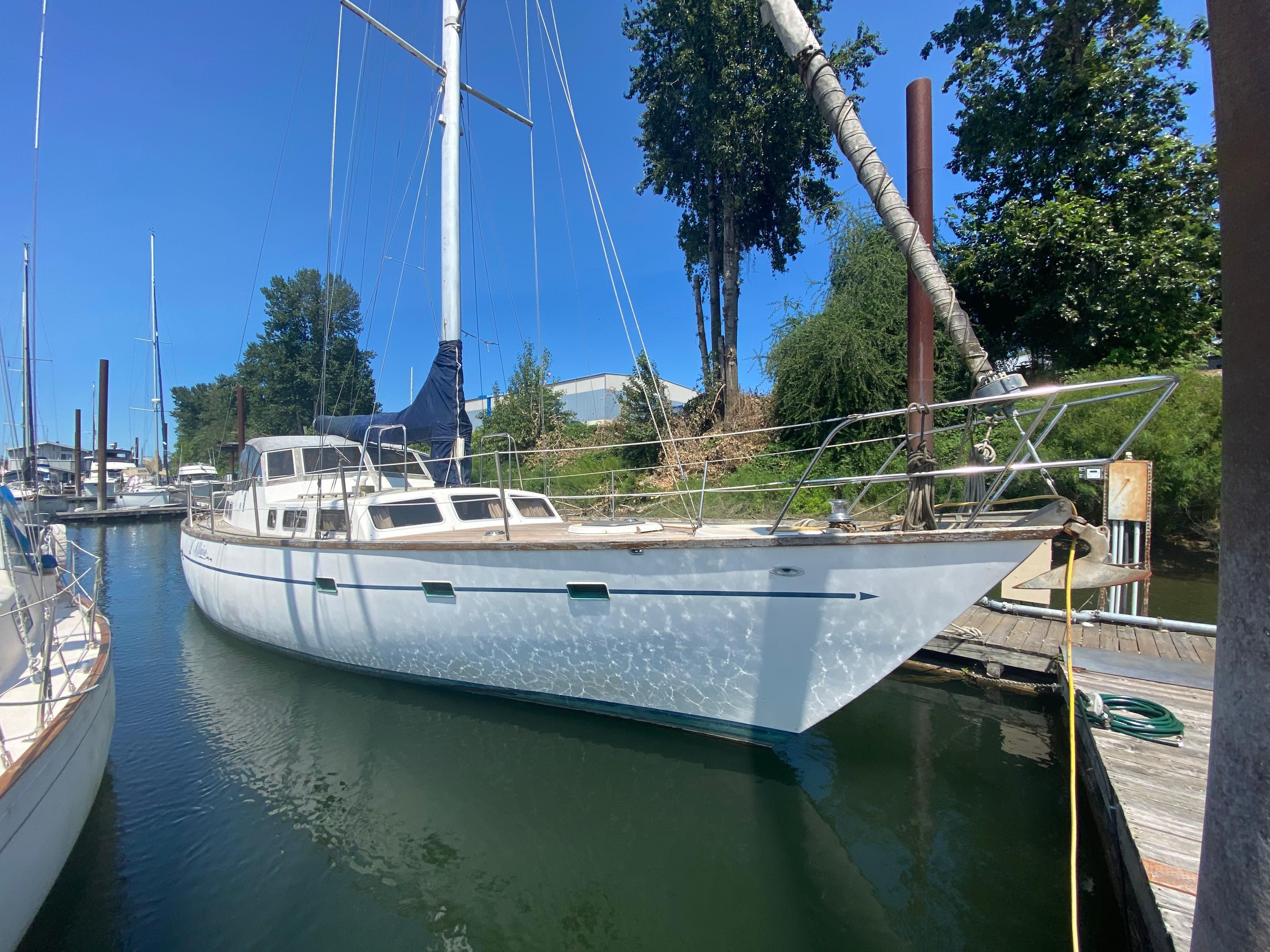 maple leaf 48 sailboat